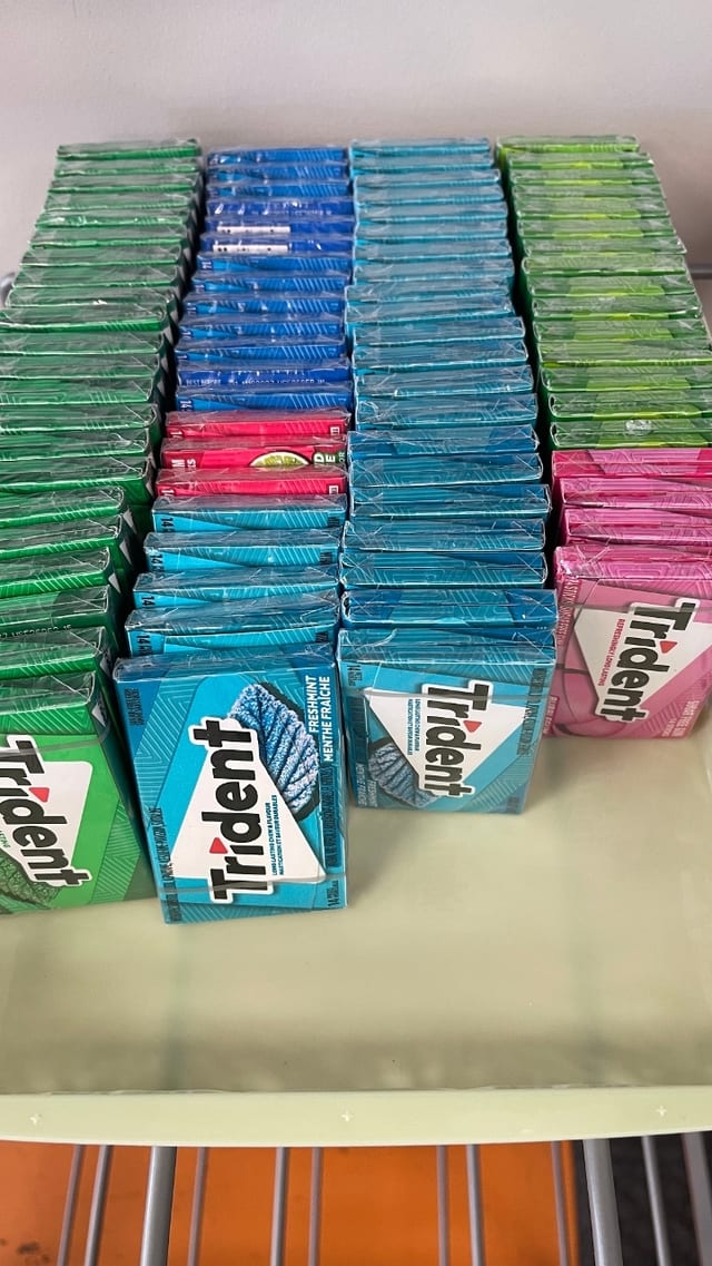 Gums.