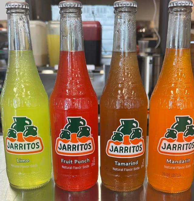 Jarritos.